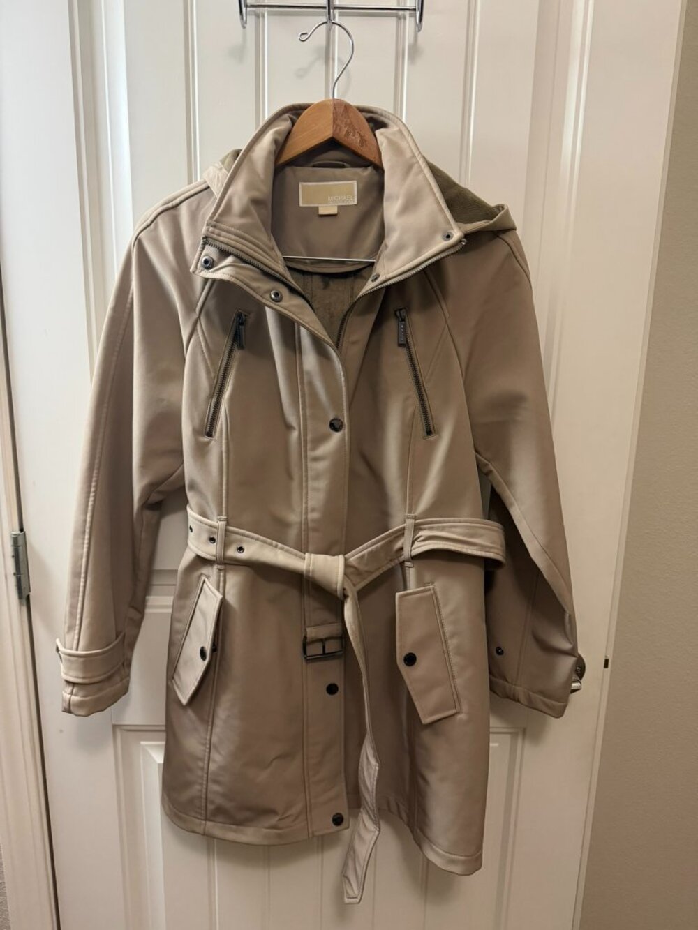 Michael Kors Neutral Taupe/Beige Color Belted Hooded Softshell Coat Size L